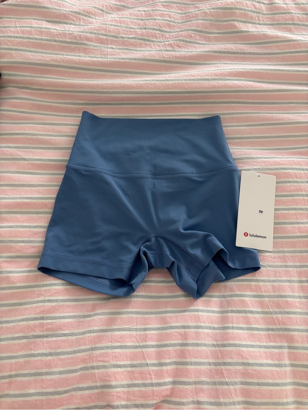 NWT lululemon Align™ No Line HR Short 4" size 4 preppy blue
